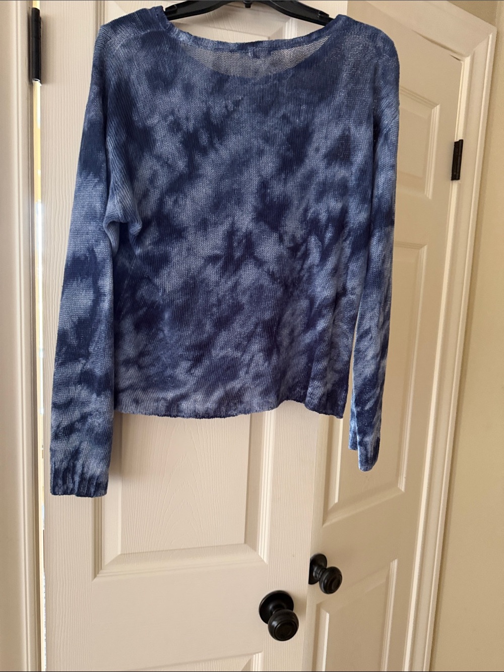 Petite Ivy Tie-Dye Crew Neck in Blue & White Size Medium